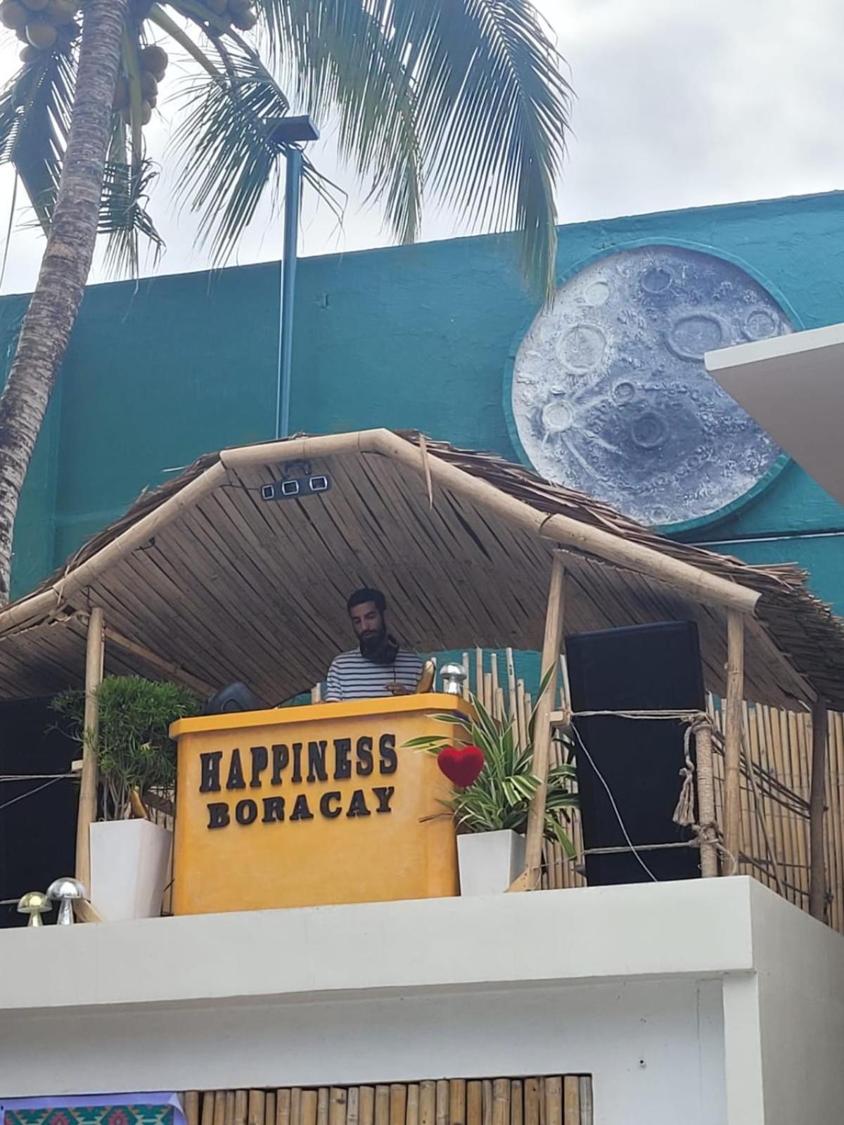 Happiness Hostel Boracay Balabag  Exterior photo